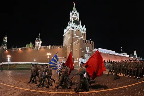 Кремль май