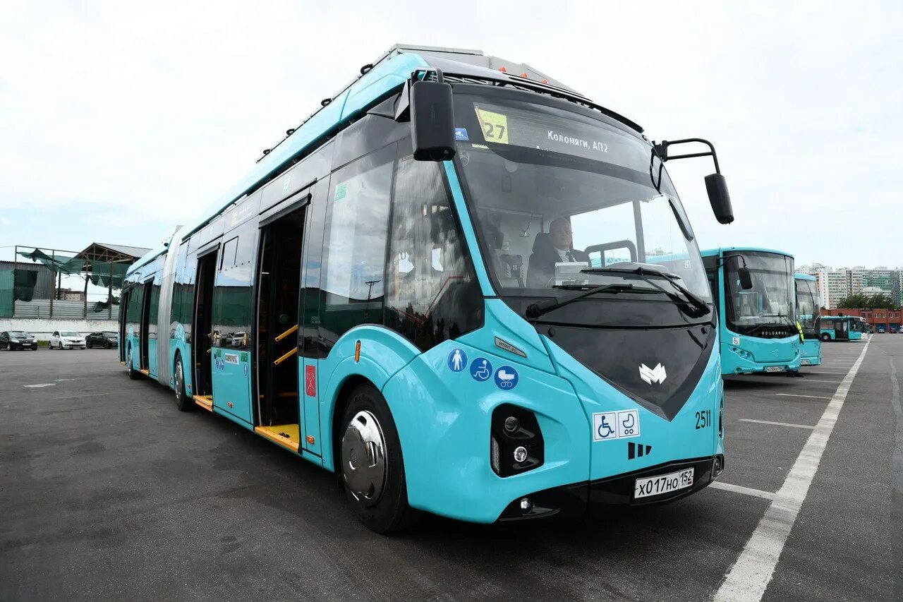 Электробус 22. Электробус-гармошка e433 vitovt max. электробус-гармошка e433 vitovt max для санкт петербурга. электробус спб пассажиравтотранс. электробус спб 2025 пассажиравтотранс.