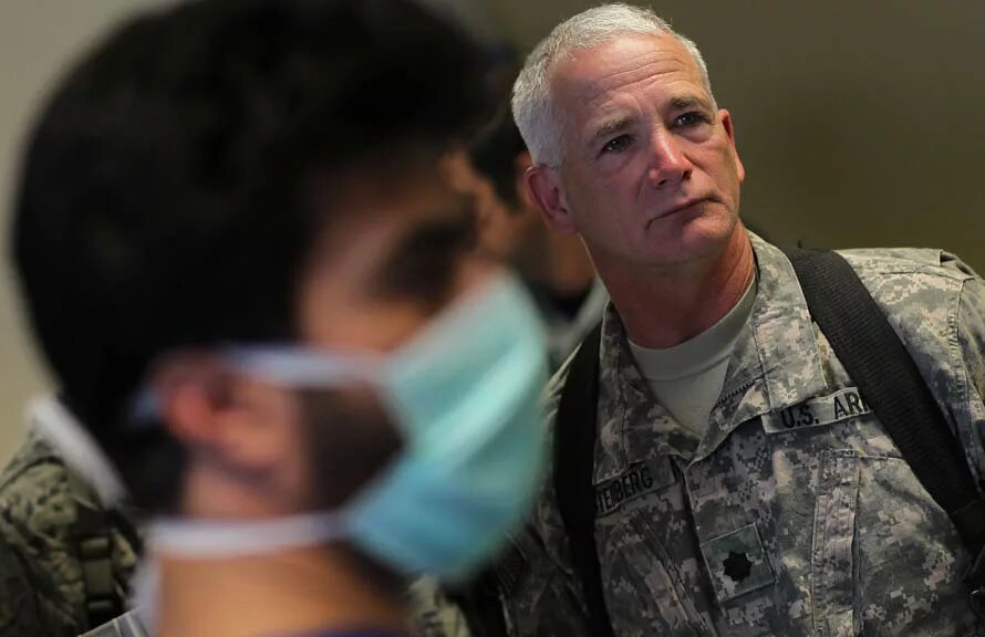 Американские военные врачи. Военные врачи в Афганистане. Американский военный медик. Американские медики в Афганистане.