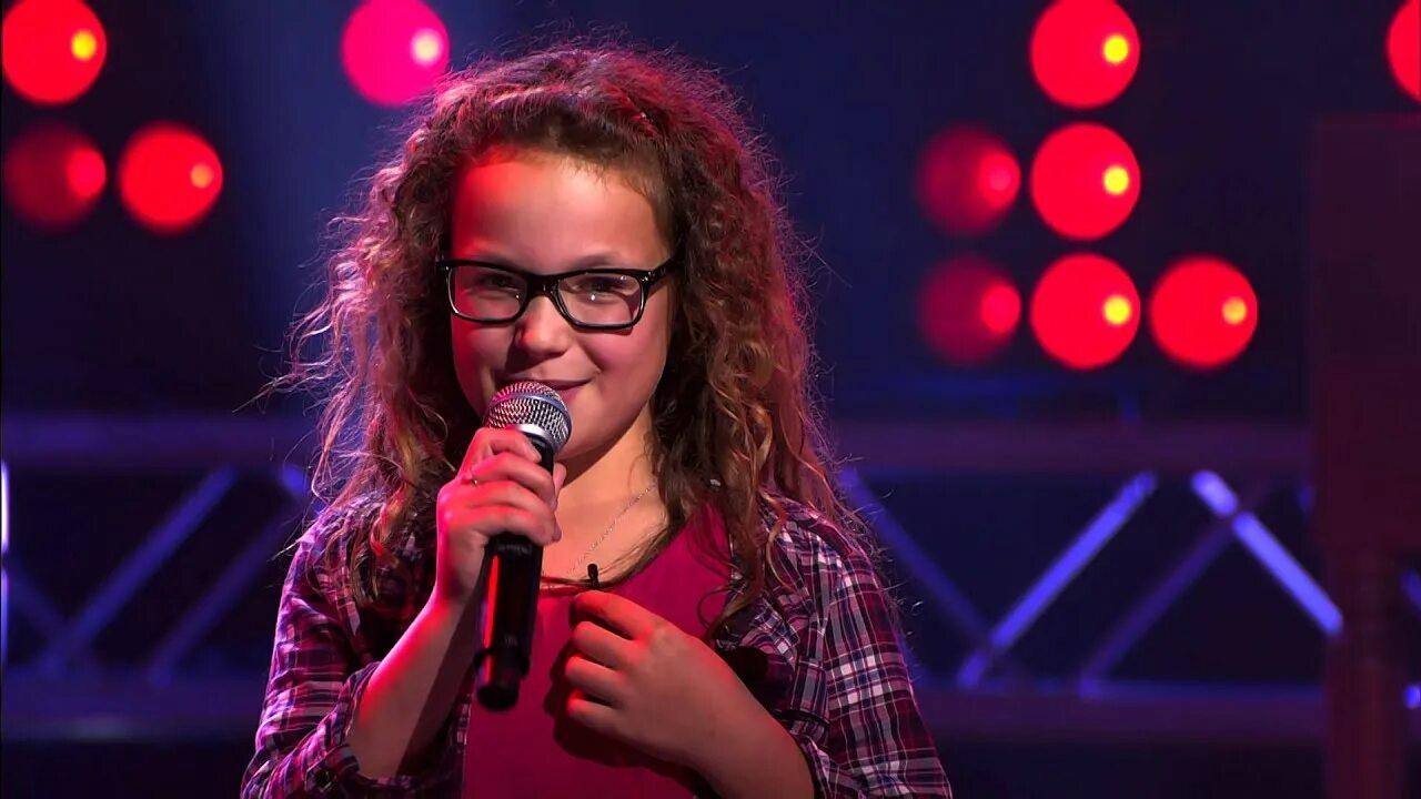 The voice kids france 2023. Emma Voice Kids. Голос дети 2016. The Voice Kids Vlaanderen. Zita the Voice Kids.