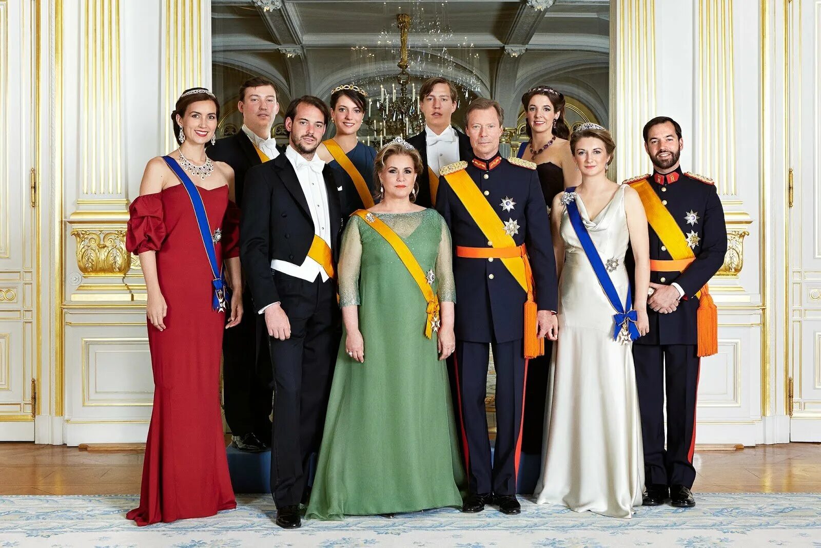 Анри (Великий герцог Люксембурга). Люксембург монаршая семья. Семья герцога Люксембурга. Люксембург герцог Анри и семья. Злодейка что пленила великого герцога 16