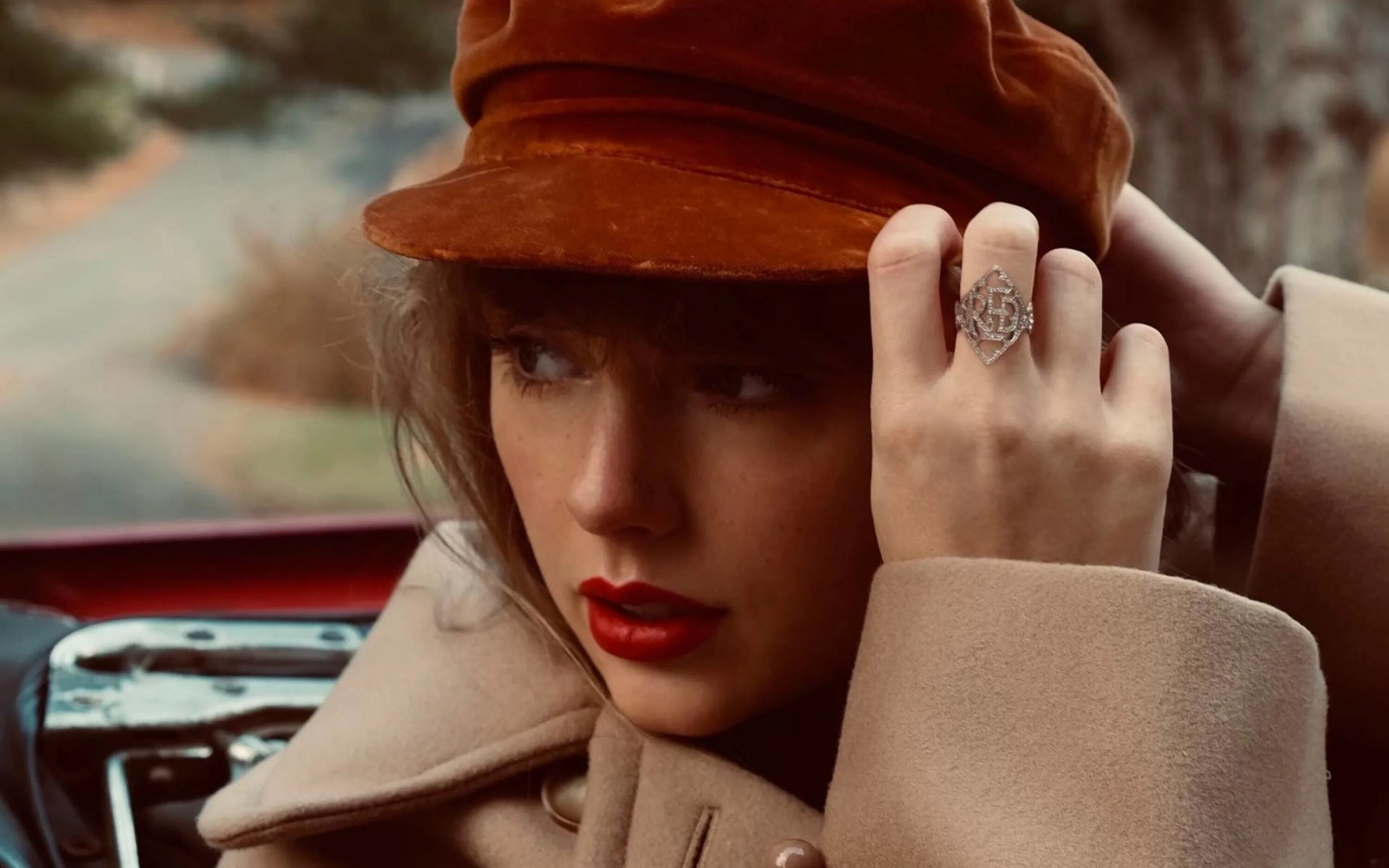 Taylor swift taylor s version. Тейлор свифт. taylor swift - red (taylor&#039;s version) (2025) обложка. swift taylor &quot;red&quot;. red taylor&#039;s version.