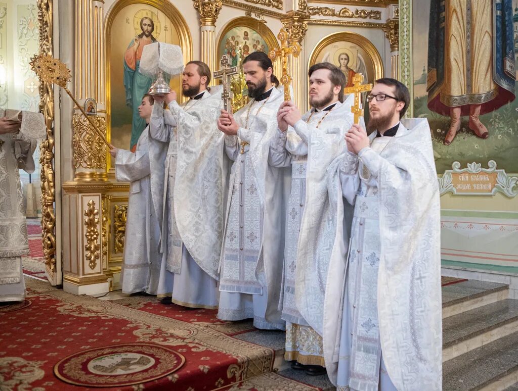 Картинки диаконская хиротония. Литургия великого четверга иерусалим. Владимирское духовное училище. Литургия василия великого когда. Литургия василия великого.