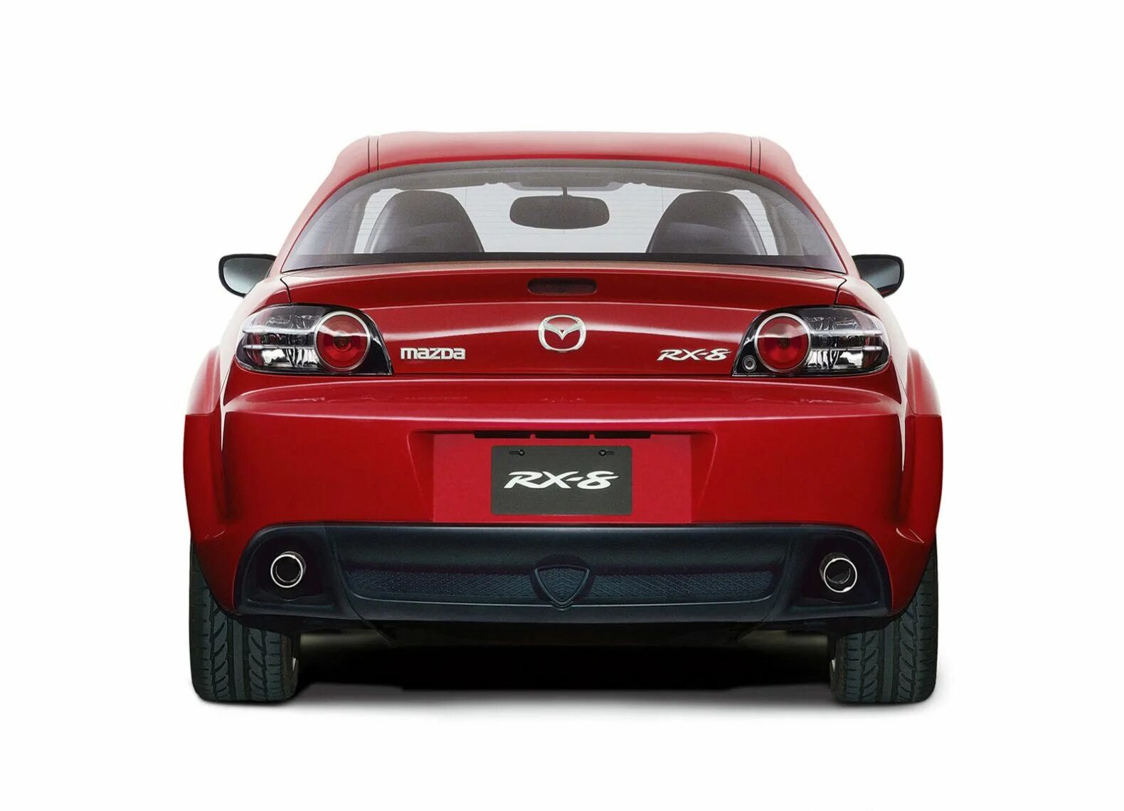 Mazda RX-8 2004. Автомобиль вид спереди. Машина спереди. Фотокамера вид авто спереди.