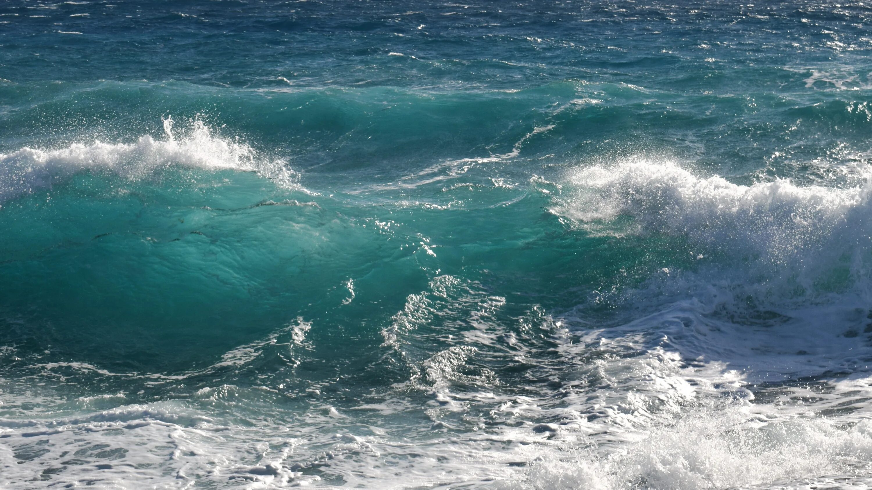 Море в открытом океане. Морская волна. Море, волны. Океан волны. Прозрачная волна.