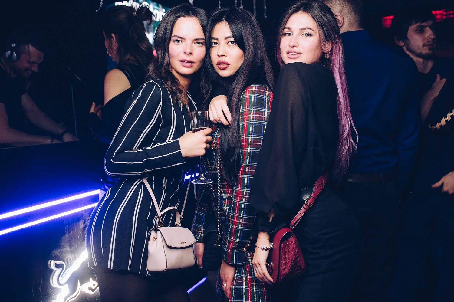 T mix club. Микс афтерпати Москва. Клуб микс афтерпати. Микс Night Afterparty. Ночной клуб микс Москва.