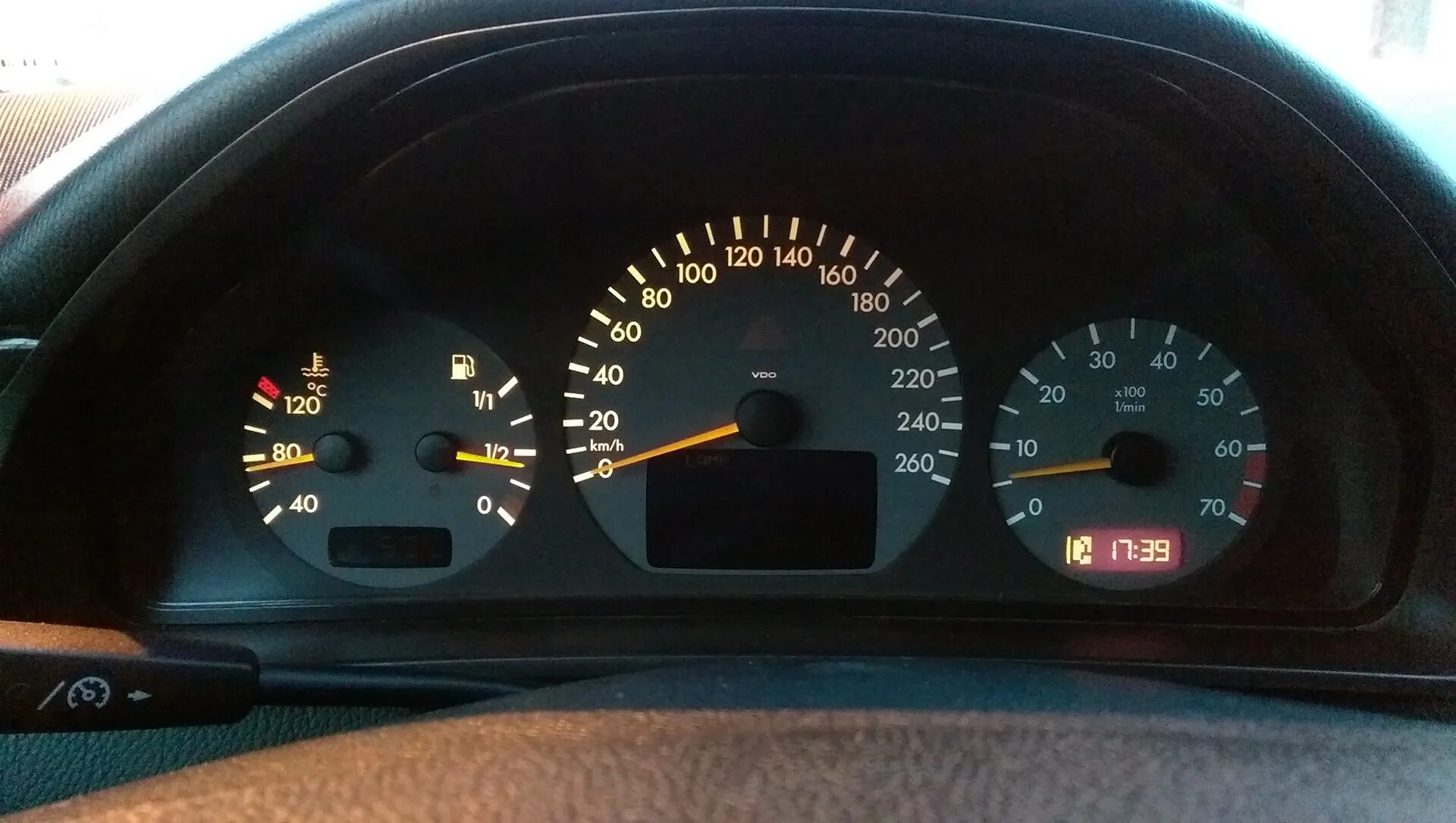 210 значение. Mercedes benz e320 w210 2001 shitol pribor. щиток приборов мерседес 210. лампочки панели приборов мерседес 210. лампы в щиток приборов мерседес 210.