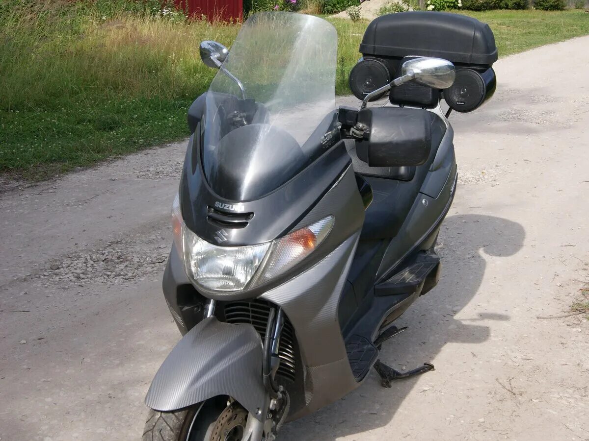 Suzuki burgman 400. Сузуки скайвэй 400. Suzuki burgman (skywave) 400. Suzuki skywave 400 белый. Сузуки скай вей.