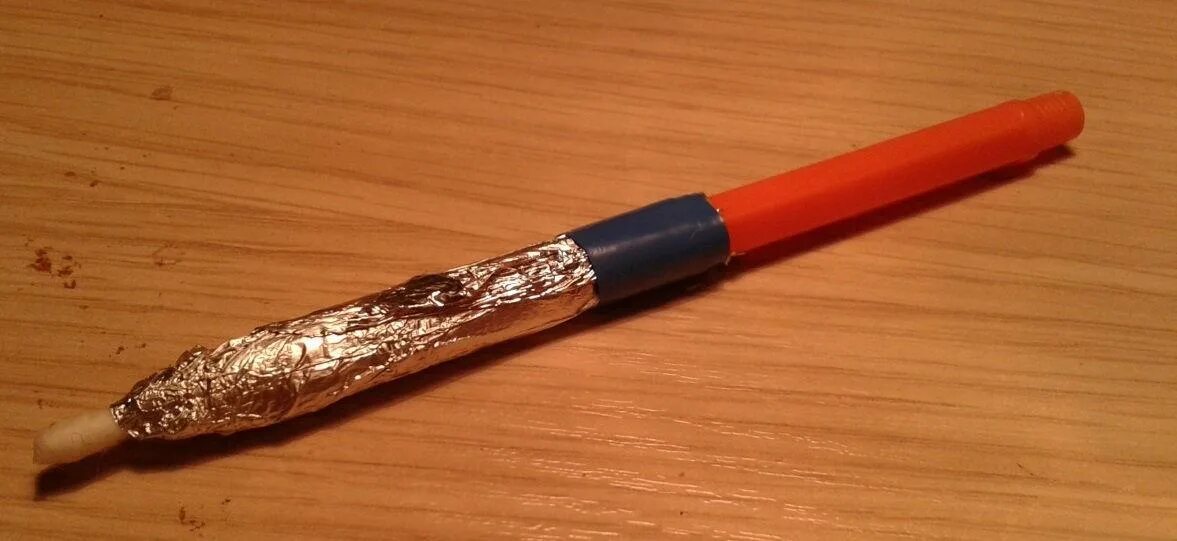 Ipad mini 2 стилус для рисования. Стилус для планшета своими руками. Стилус из подручных средств. Самодельный стилус для планшета. Стилус для резистивного дисплея.