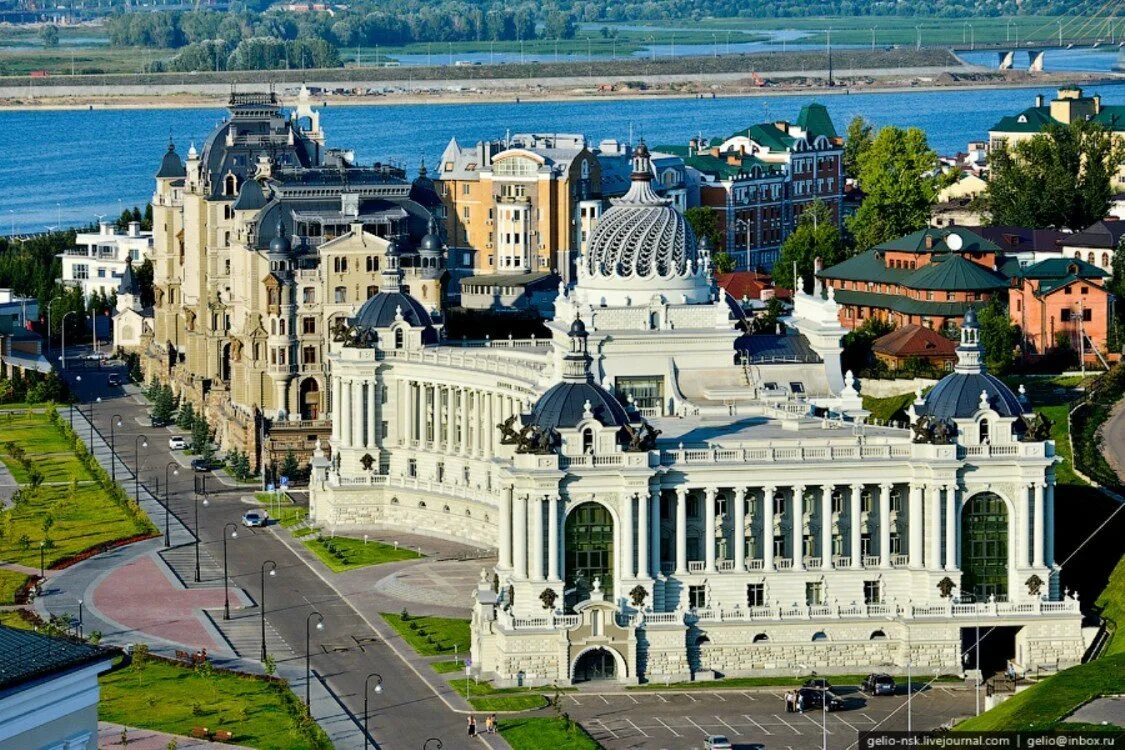 Але казань. Татарстан дворец земледельцев. дворец земледельцев казань архитектор. дворец земледельцев казань днем. казань вид с кремля на дворец земледельцев.