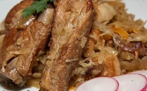 Ребрышки с квашеной капустой