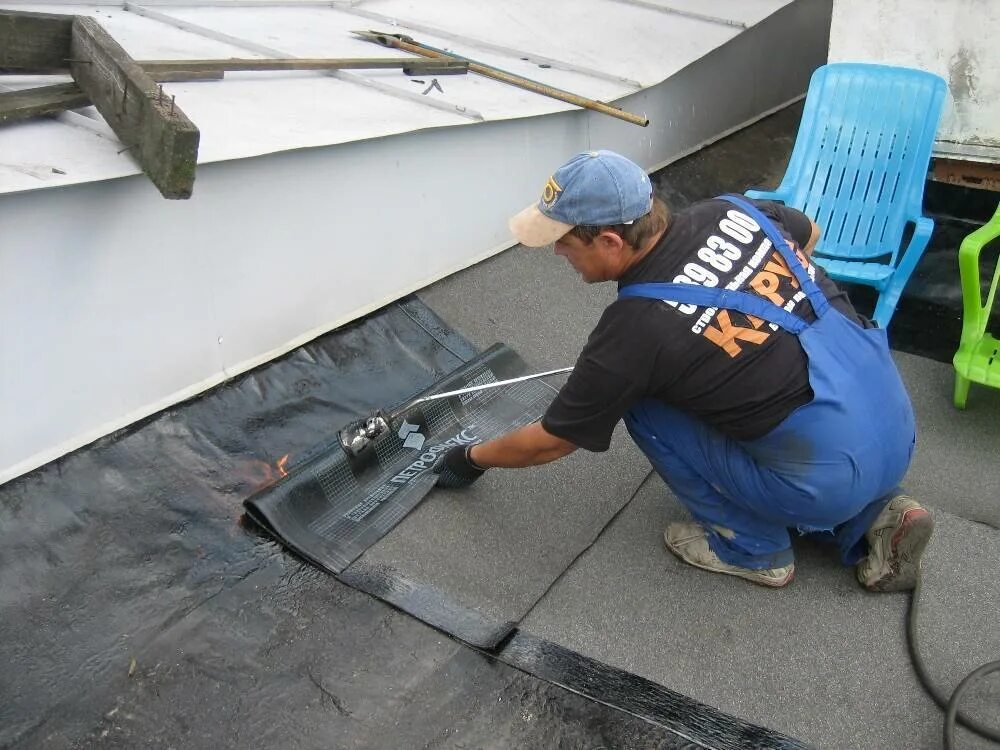 Битумная наплавляемая кровля технониколь. Оклеечная гидроизоляция технониколь. Два слоя гидроизоляции. Гидроизоляция бетонной чаши бассейна. Наплавляемая гидроизоляция мостопласт.