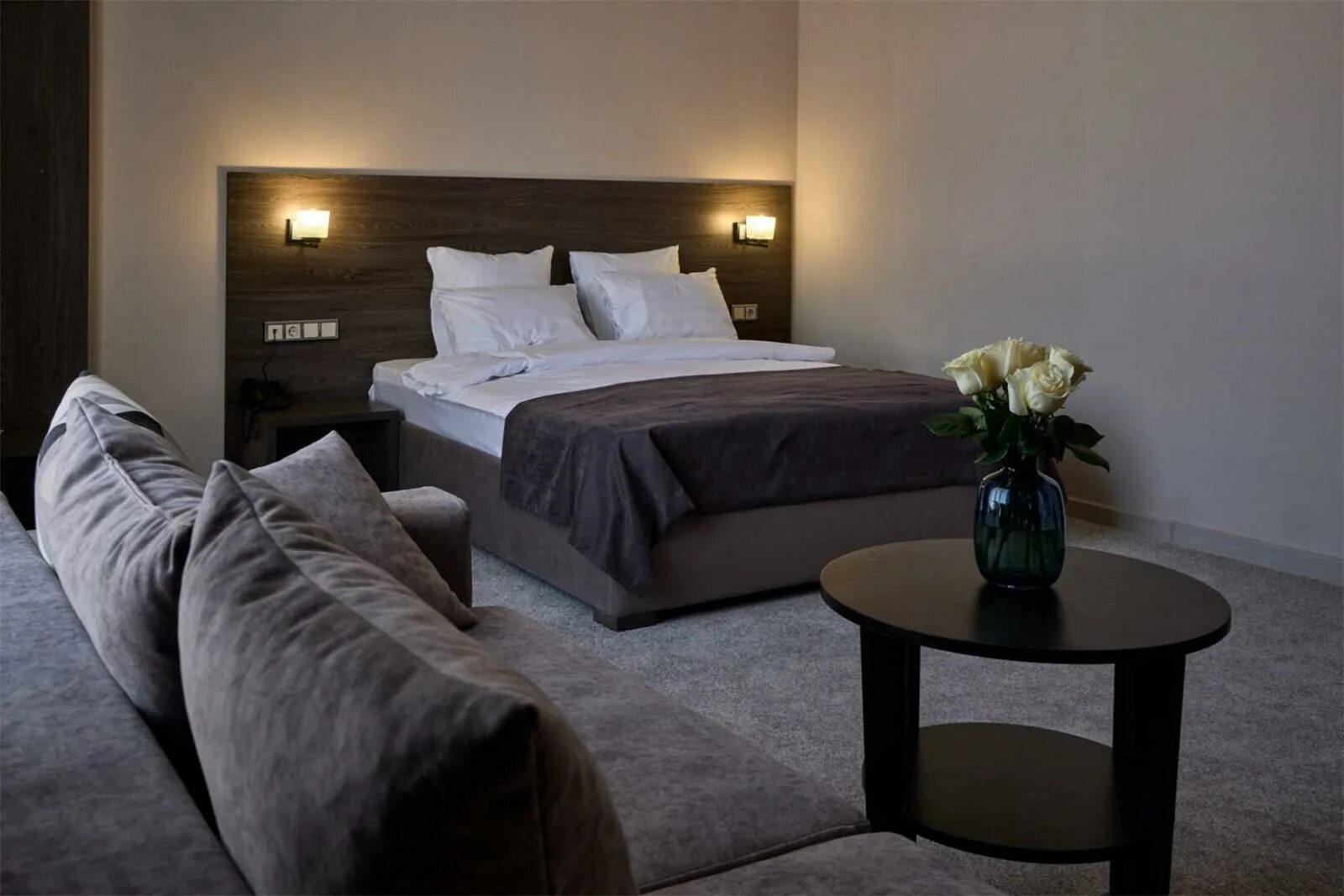 Гостиница кварц новомосковск. Отель кварц новомосковск. Премьер отель кварц новомосковск. Kvarz ул. Отель кварц новомосковск.