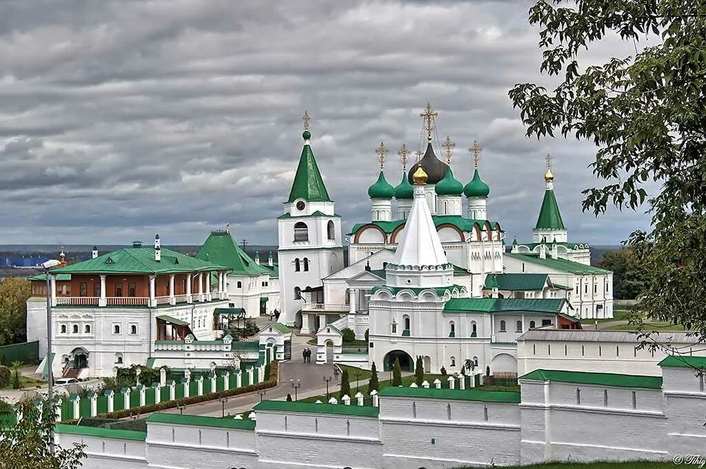 Печерский монастырь нижний новгород сайт. Вознесенский Печерский мужской монастырь. Печерский мужской монастырь Нижний Новгород. Вознесенский Печерский монастырь Нижний Новгород. Печерский монастырь Нижний Новгород братия монастыря.