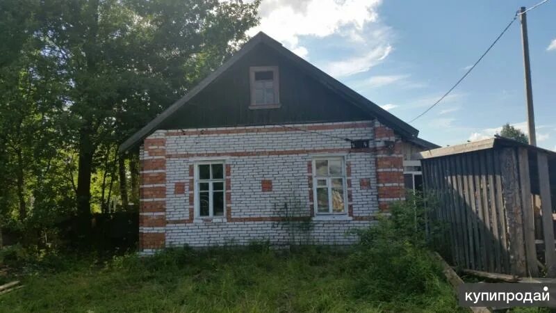 Дома хвойный новгородской. Дом в Хвойной Новгородская область. Недвижимость Хвойная Новгородская область. Хвойная Новгородская область набережная дом 12 кв 1. Благоустроенные квартиры в поселке Хвойная Новгородской области.