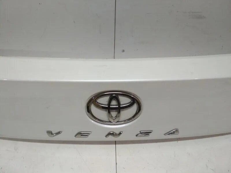 Декоративная крышка багажника тойота венза. 768010e020c0. Багажник на крышу toyota venza 2013. Тойота венза багажник. Toyota harrier 2004 багажник.