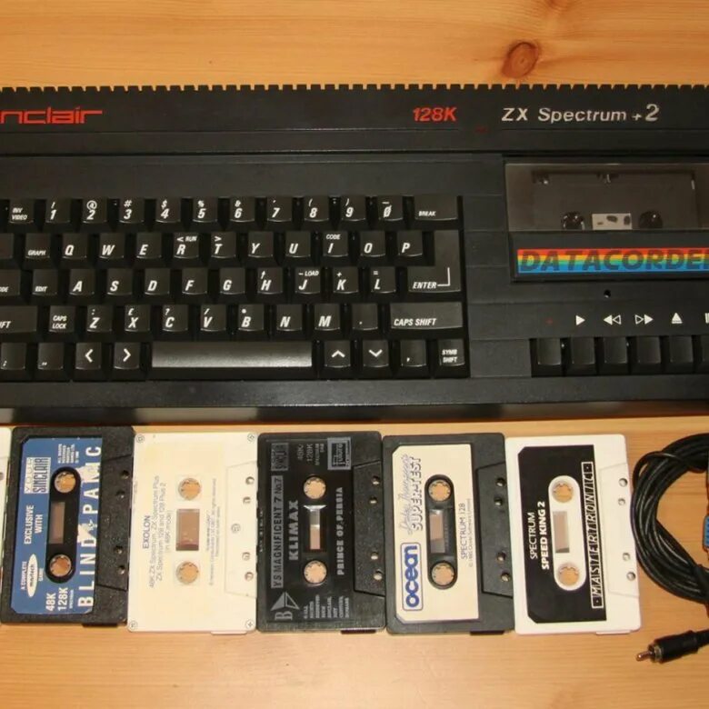 Загрузка спектрум. ZX Spectrum. Игровая приставка ZX Spectrum. ZX Spectrum 128. ZX Spectrum 48 KB.