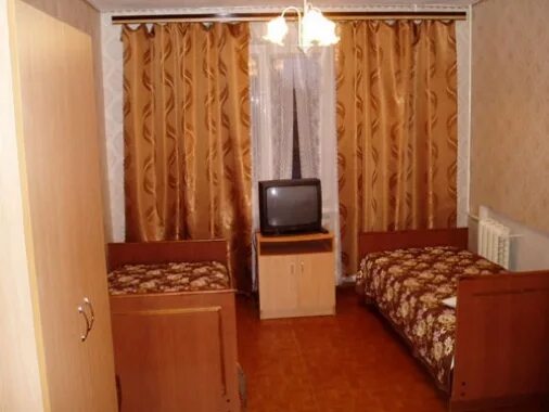 Кромы орловская область. Номер в кромах 21690. Гостиница кром. Металлистов, 25, псков. Гостиница кром псков.