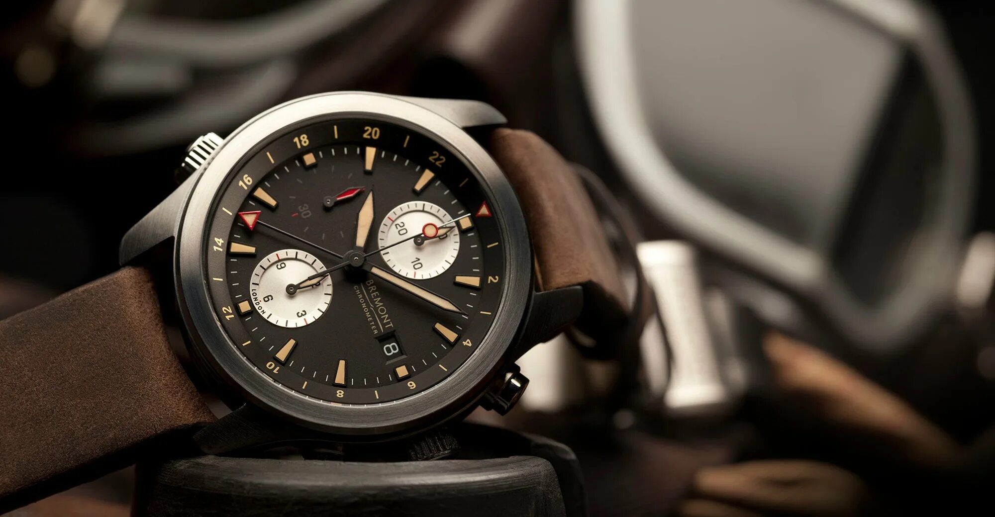 Jaquet droz астрал time zone. Корпус часов дизель. Tag heuer pendulum. Rolex daytona artisans de geneve. Diesel only the brave часы.