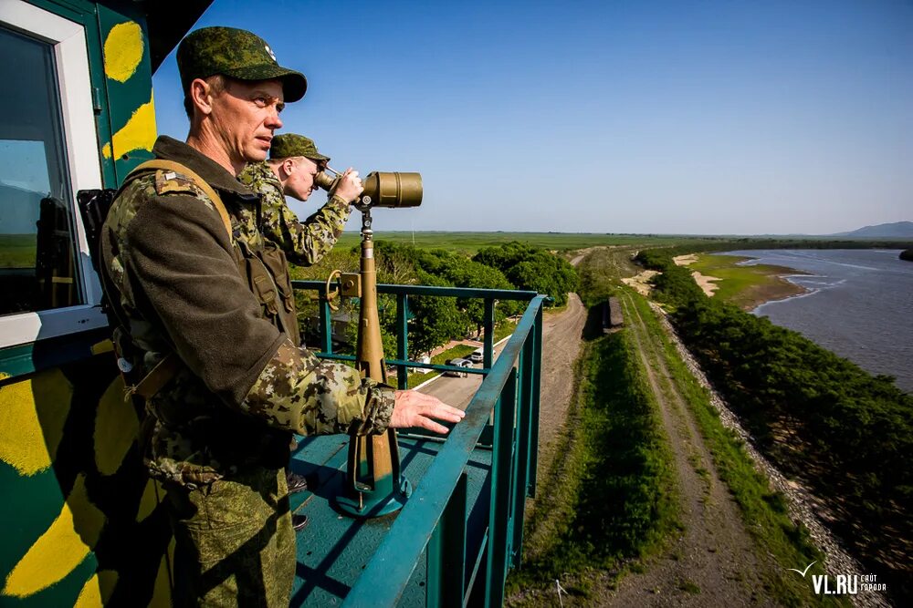 нарушитель государственной границы. и пограничники польши. пограничная застава пс фсб рф. государственная граница пограничная застава. границы рф погран войска.
