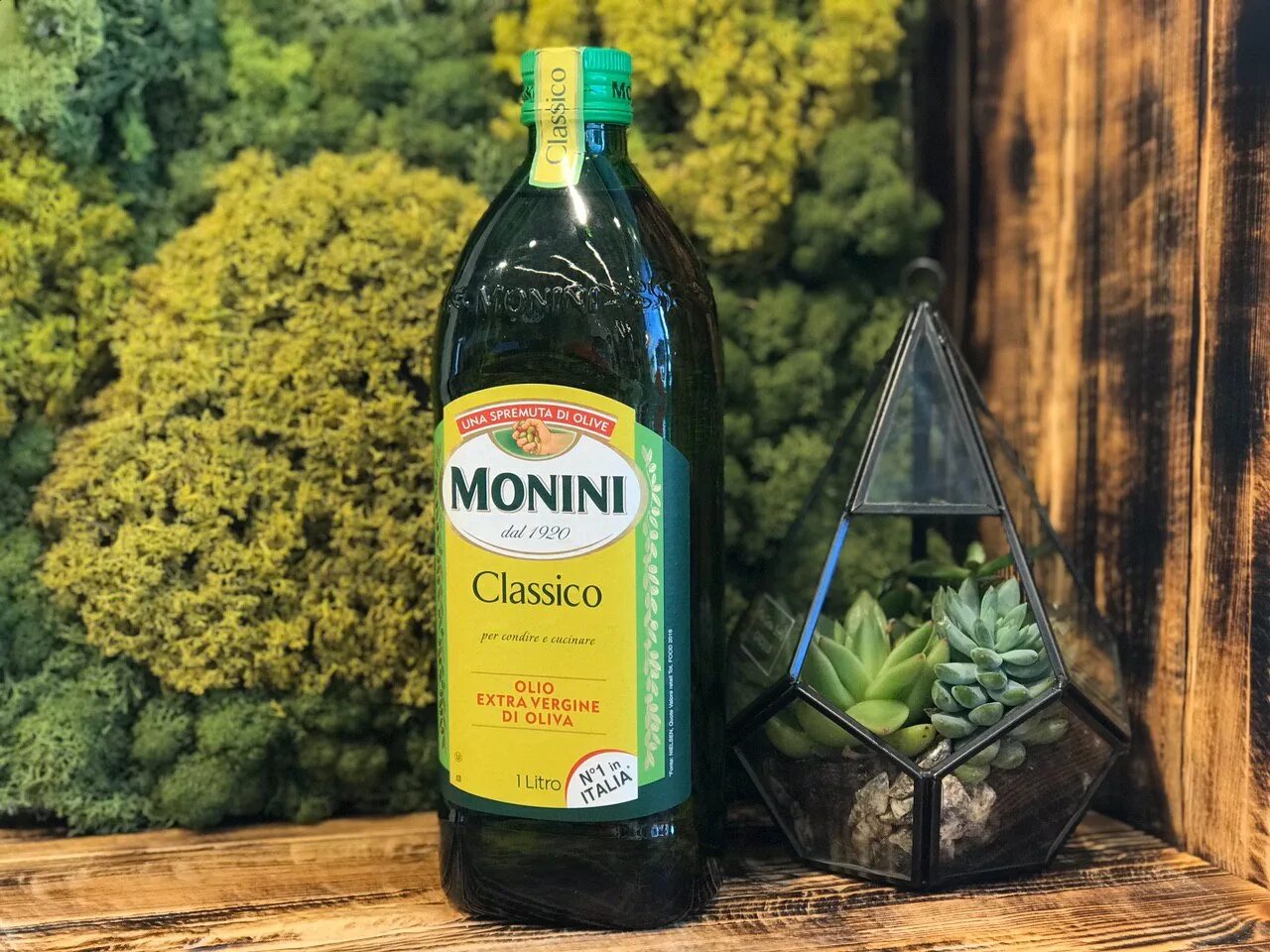 Масло оливковое monini classico. Масло оливковое Монини Классико. Монини Классико оливковое масло 1 л. Monini оливковое масло. Monini масло оливковое нерафинированное.