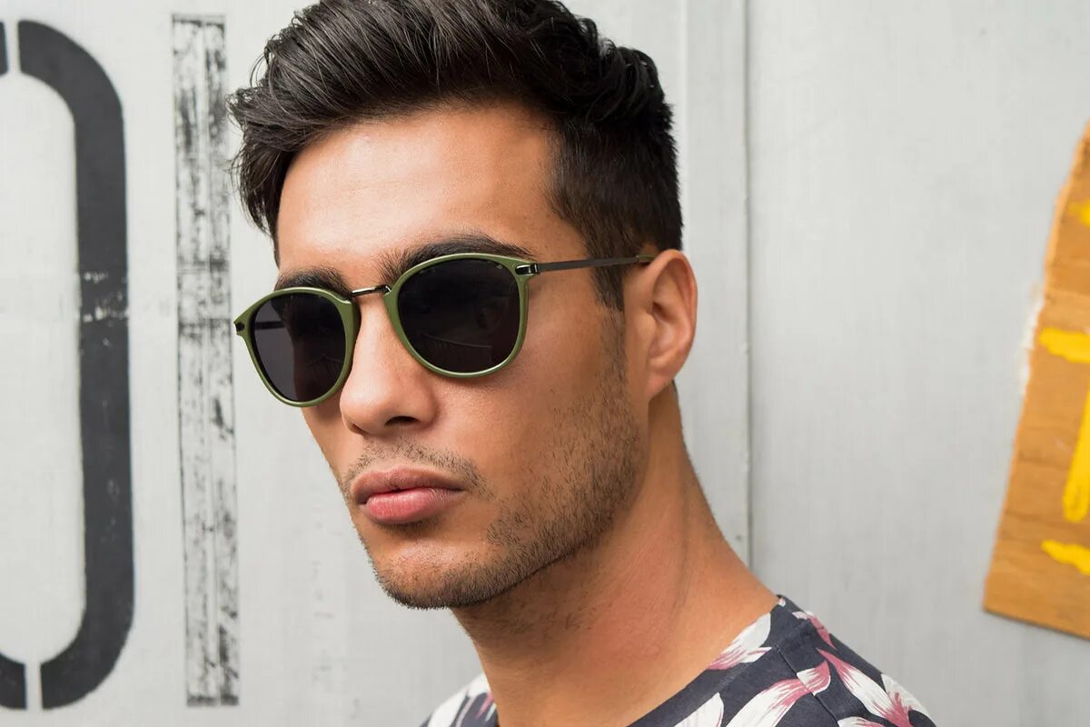 Round sunglasses. AJ Morgan Oversized Cat Eye Sunglasses in Black with Colour blocking.