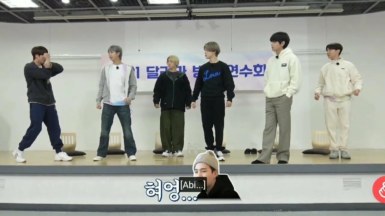 Лучшие раны бтс. РАН БТС 134. Run BTS 134 эпизод. Редакторы БТС. Run BTS 134 behind.