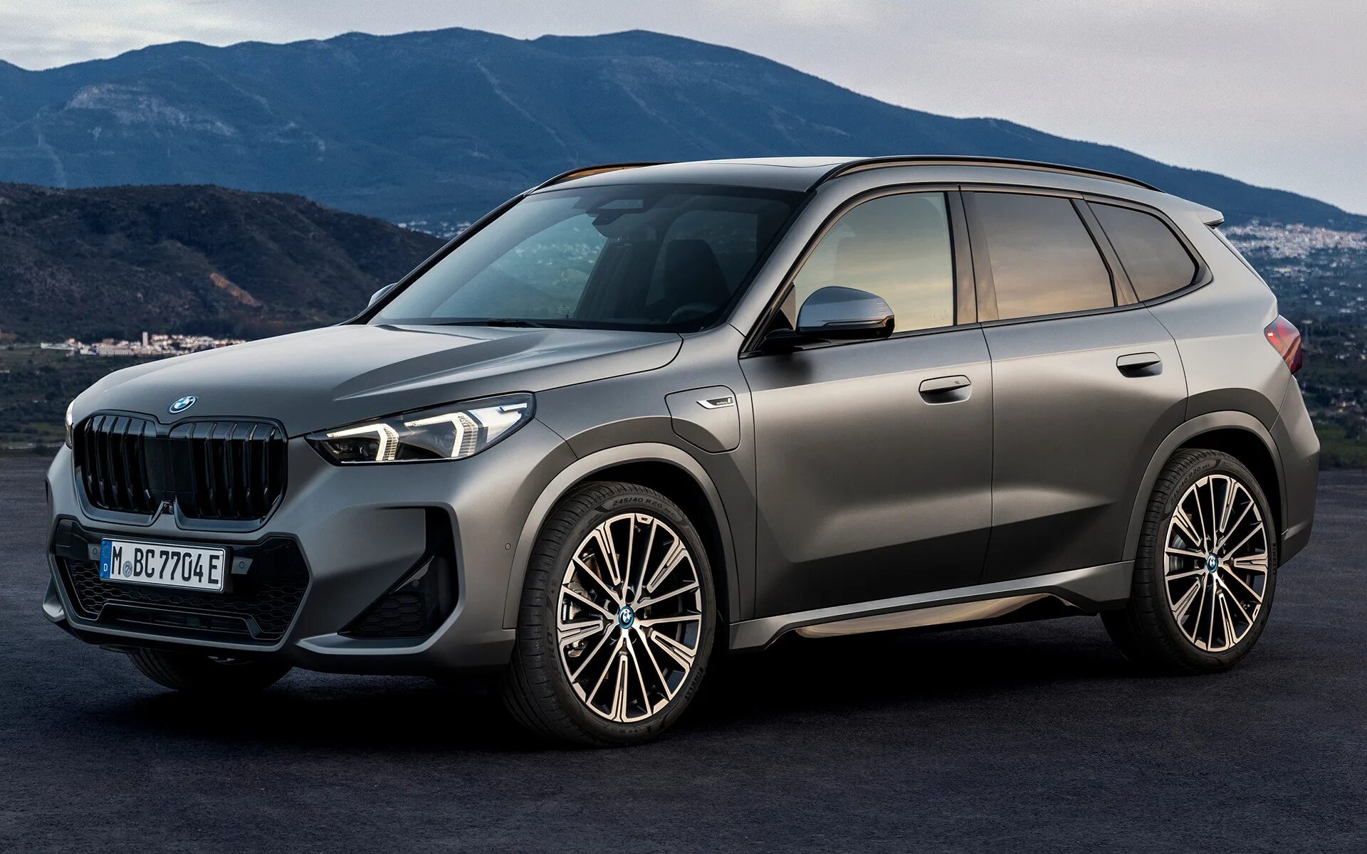 Bmw x1 2025. Бмв x1 2025. bmw x1 2025 new. bmw x1 m sport 2025. новый бмв x1.