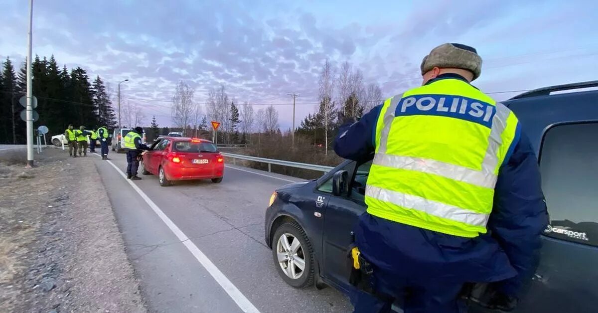 Безопасность финляндии. Коронавирус в Финляндии. Финская полиция на дорогах. Обстановка в Финляндии. ЧС Финляндия.