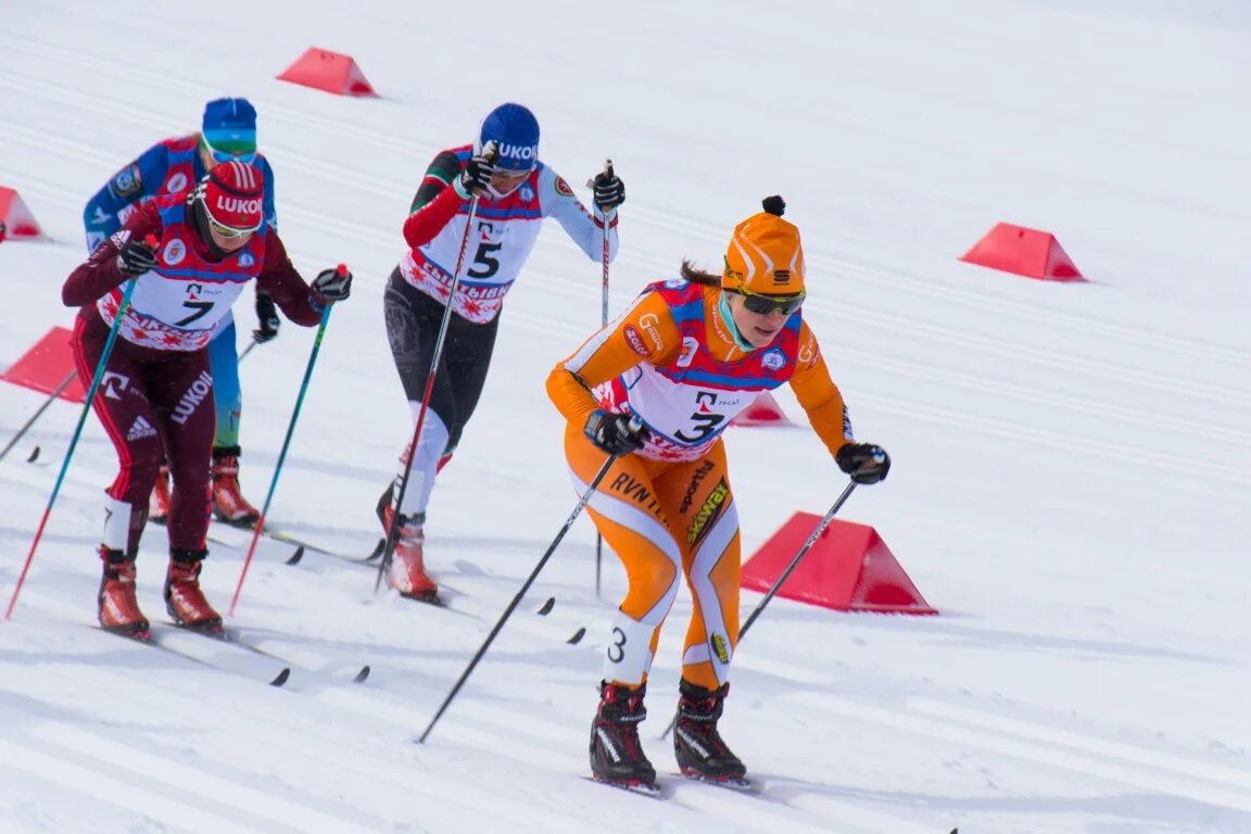 Зимний дуатлон. Ski cross country tour de ski. Лыжные гонки скиатлон смена. Скиатлон это в лыжных гонках. Скиатлон.