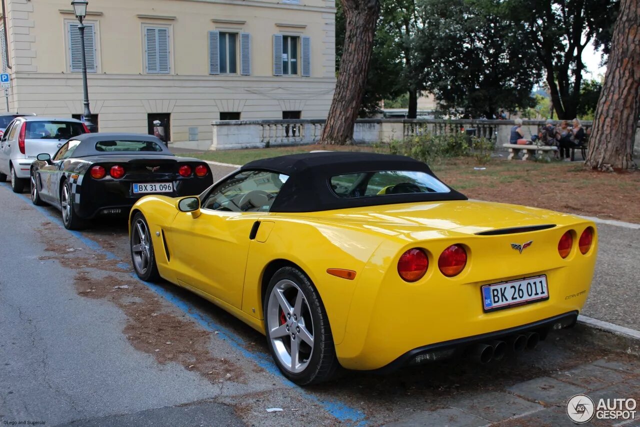 Какая машина у мажора в 1. Chevrolet Corvette c6 Cabrio. Chevrolet Corvette c6 мажор. Chevrolet Corvette c6 Cabrio мажор. Chevrolet Corvette c6 Cabrio желтая.