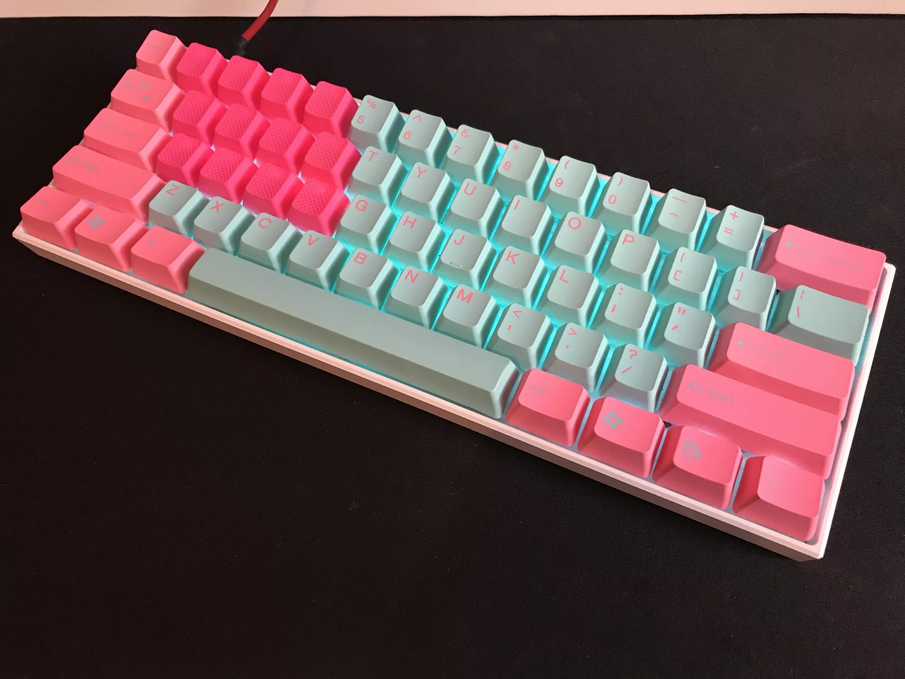 Синие кейкапы. Anne pro 2 keycaps. anne pro 2 кейкапы. anne pro 2 клавиатура. anne pro 2 custom.