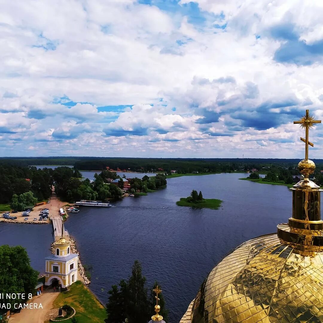 2 озеро селигер. Озеро Селигер. Селигер Тверская область. Тверь озеро Селигер. Озеро Селигер достопримечательности.