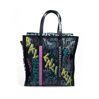 Balenciaga graffiti