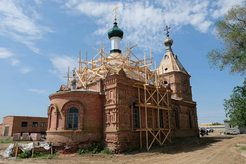 Погода мултаново. Нововасильево астраханская область. Нововасильево астраханская область. Володаровка население. Мултаново астраханская область.