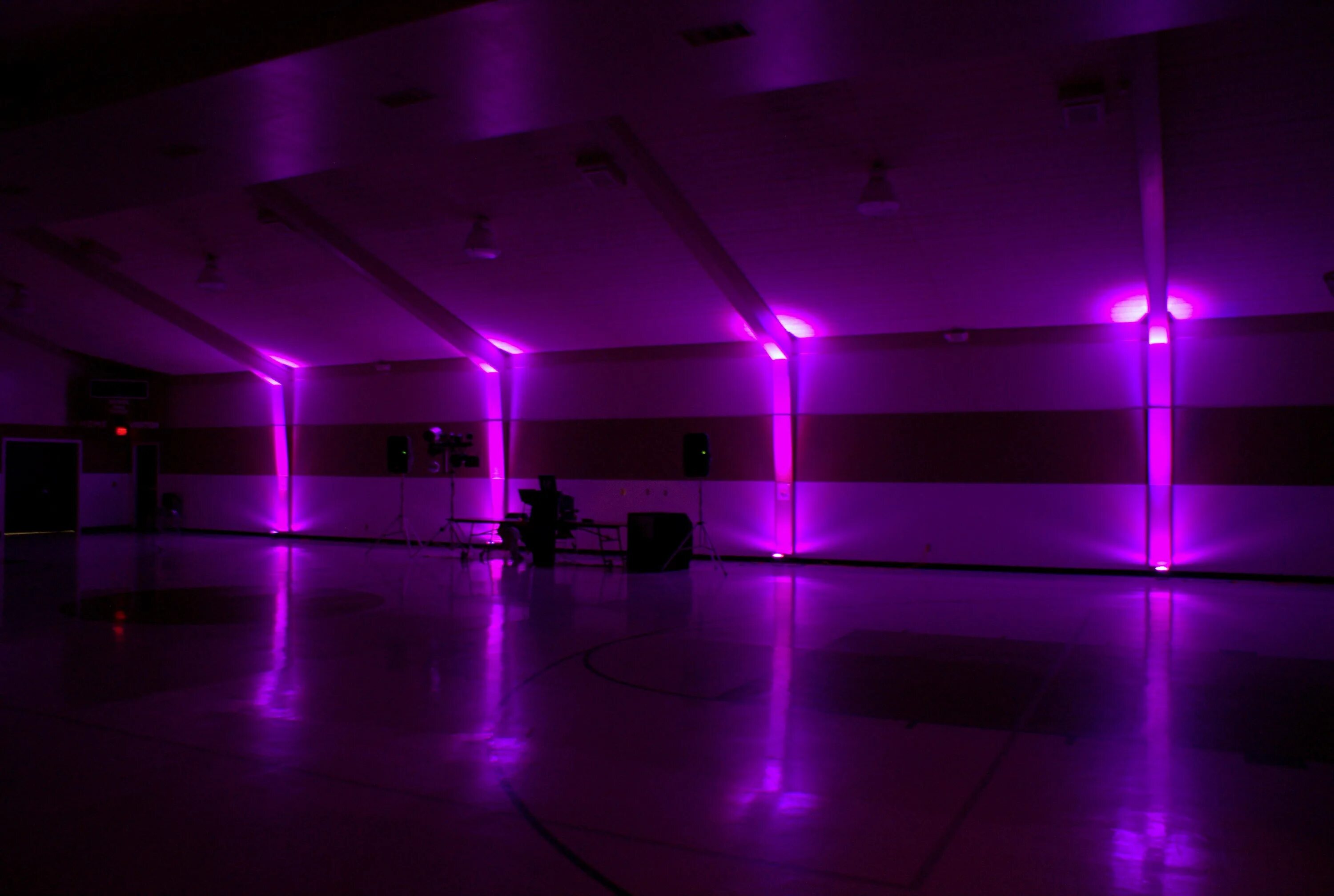 Major lazer light it up. Balenciaga светящиеся кроссовки. Leann rimes - you light up my life - inspirational songs. Light it up game. неоновые надписи.