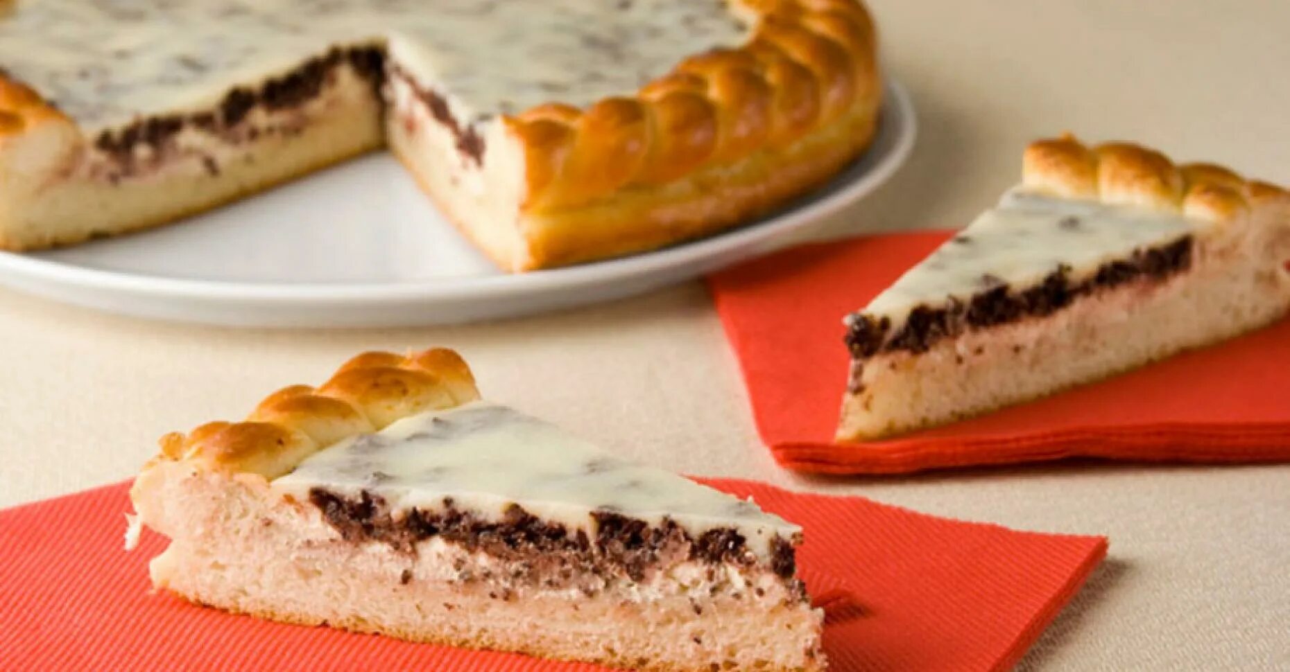 рецепт пирога с черемухой и сметаной. ангарский черемуховый пирог. черемуховый торт. рецепт пирога с черемухой и сметаной. торт с черемуховой мукой.