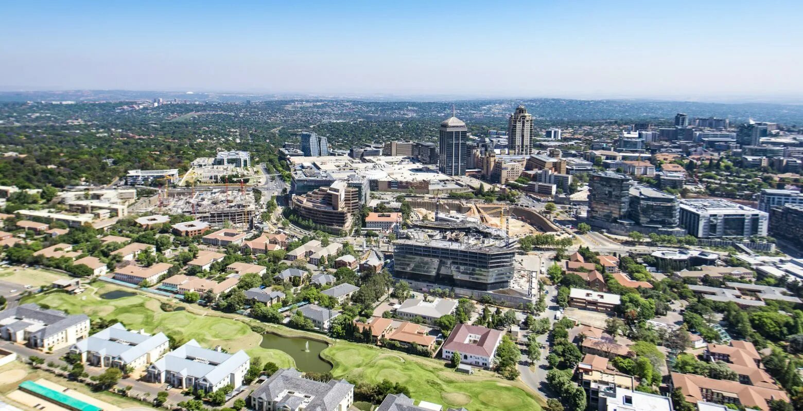 Город сандтон в африке. Саскатун город в канаде. Castagneto carducci италия. Поселок састюбэ казахстан. Город сас.