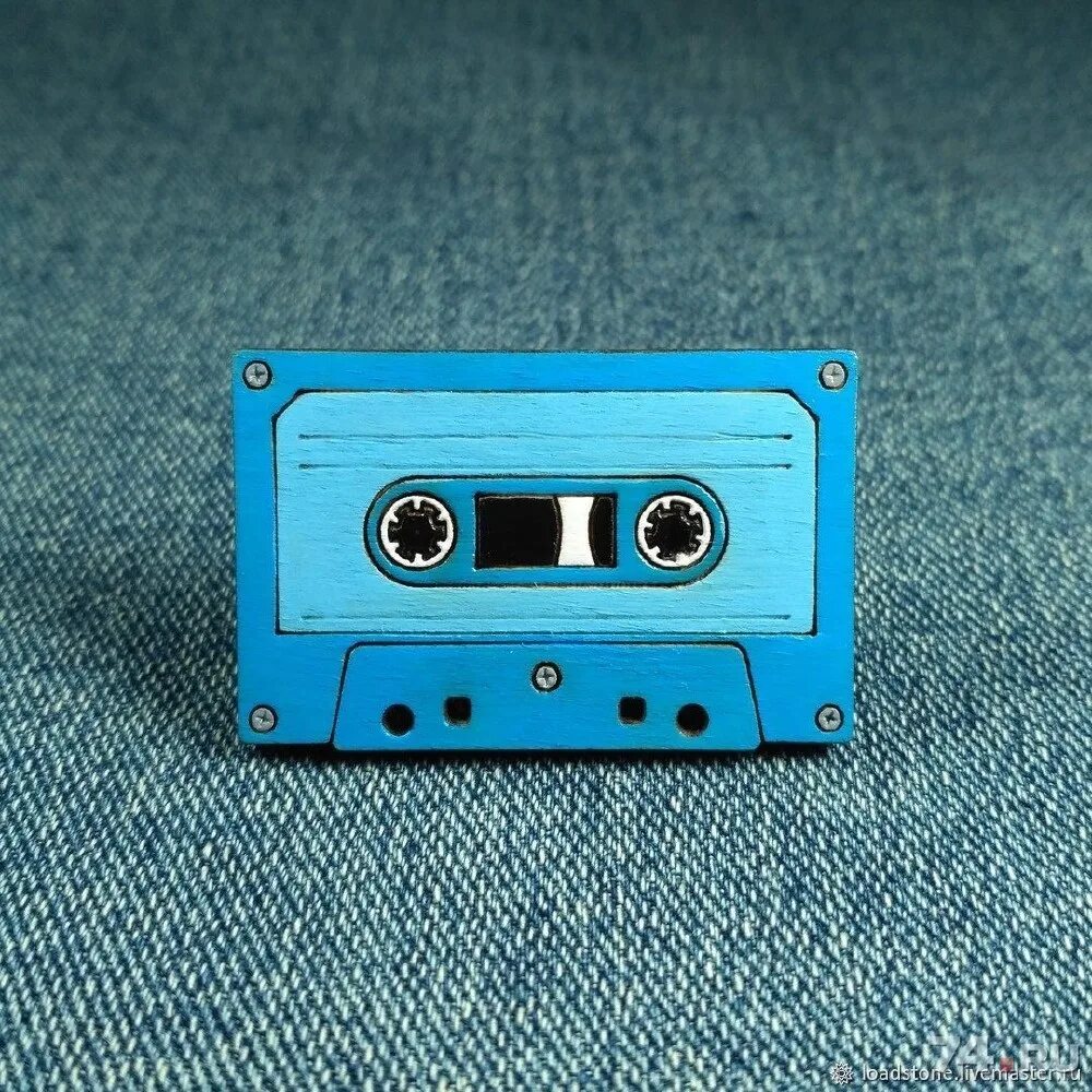 Покажи кассеты. Аудиокассета. Кассета музыкальная. Компакт-кассета. Красивые аудиокассеты.