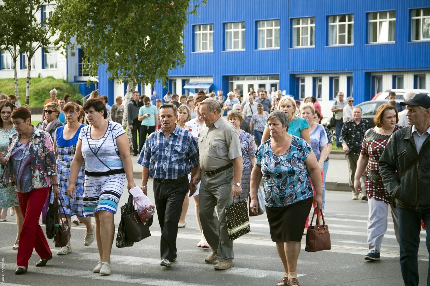 Жители Ярославля. Ярославль население. Население Ярославской области. Население города Ярославль.