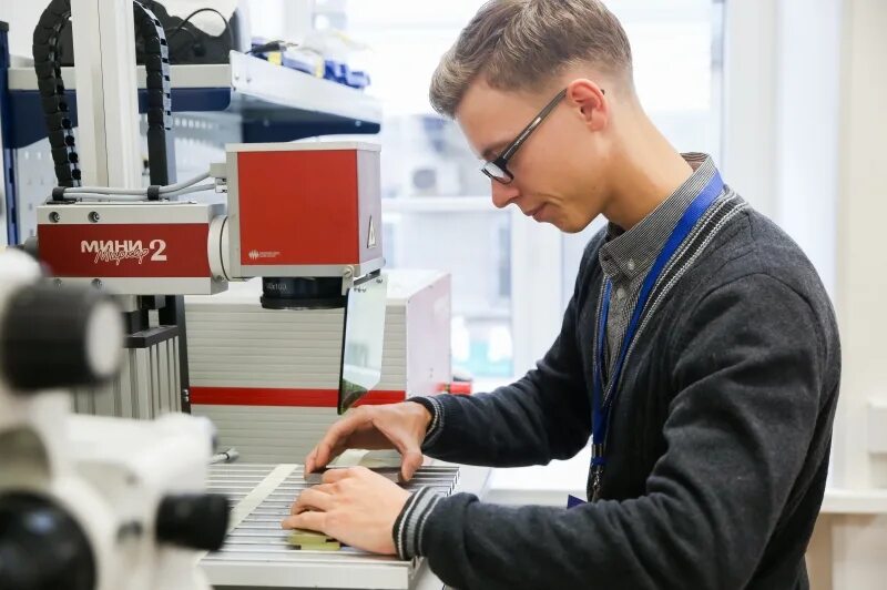 Галина одинцова итмо. Лазерные технологии в образовании. Ворлдскиллс лазерные технологии. Лазерные информационные системы. Школа при итмо.