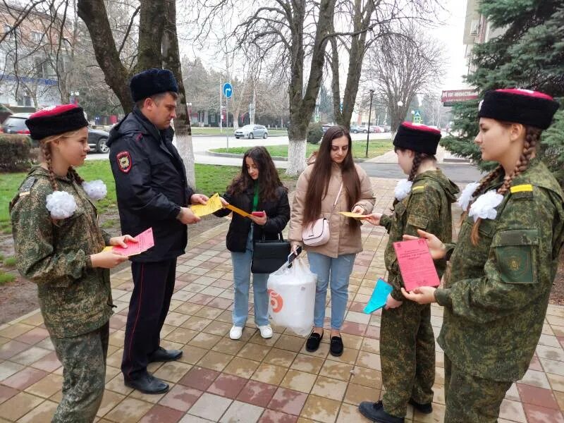 Курганинск медицинское. Патриотический клуб для детей. Военные казаки дети. Полиция Курганинск. Военно-патриотические клубы России.