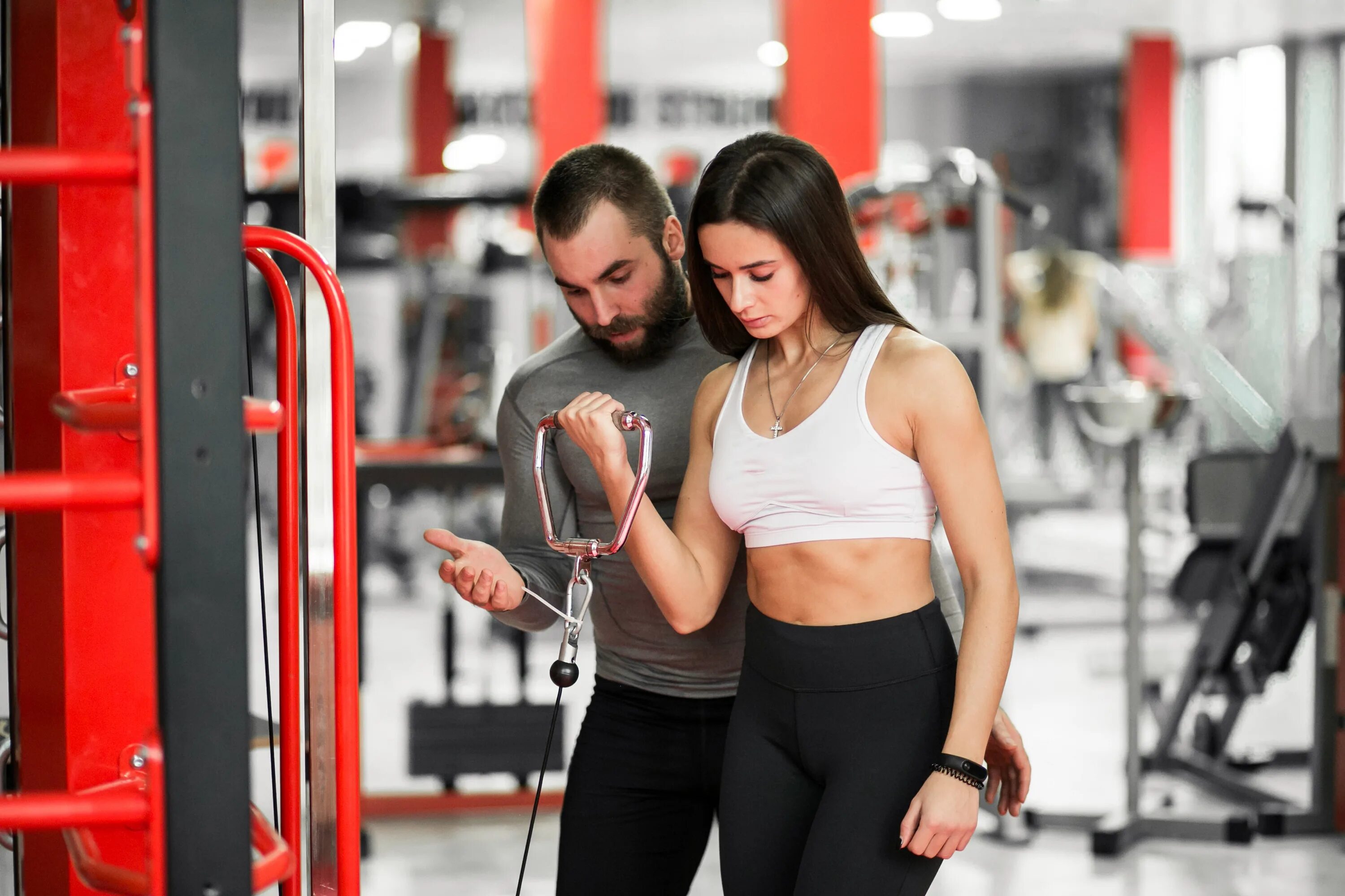 Спортивные пары. Занятия в тренажерном зале. Спортзал. Тренажерный зал. Gym now