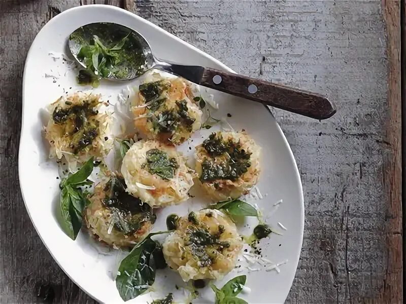 Тосканские закуски. Соусы в ресторане меню. Тесто песто меню. Тесто песто меню. Песто тесто меню.