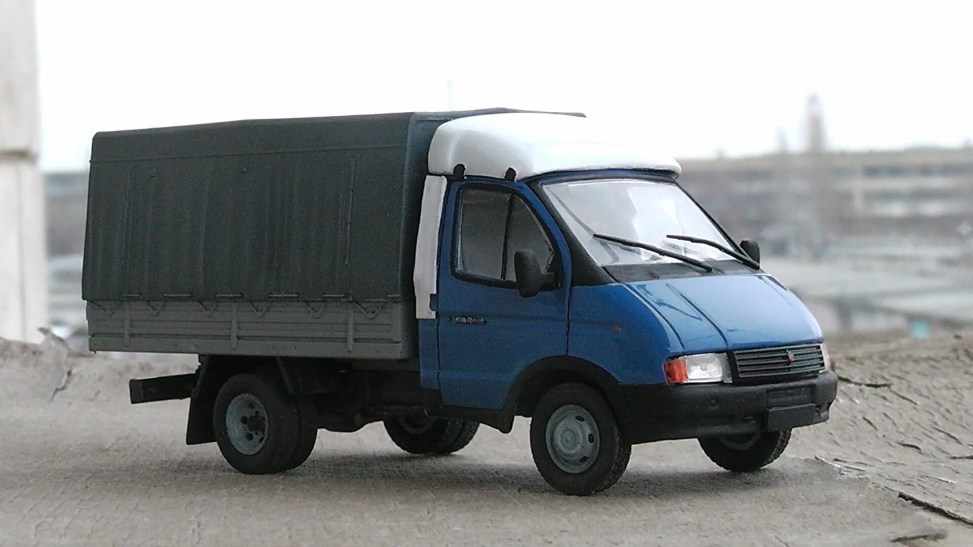 Газ 3302 газель бизнес. Газелька пермь. Газель авто пермь. Грузоперевозки пермь. Газель 3302 первого поколения.