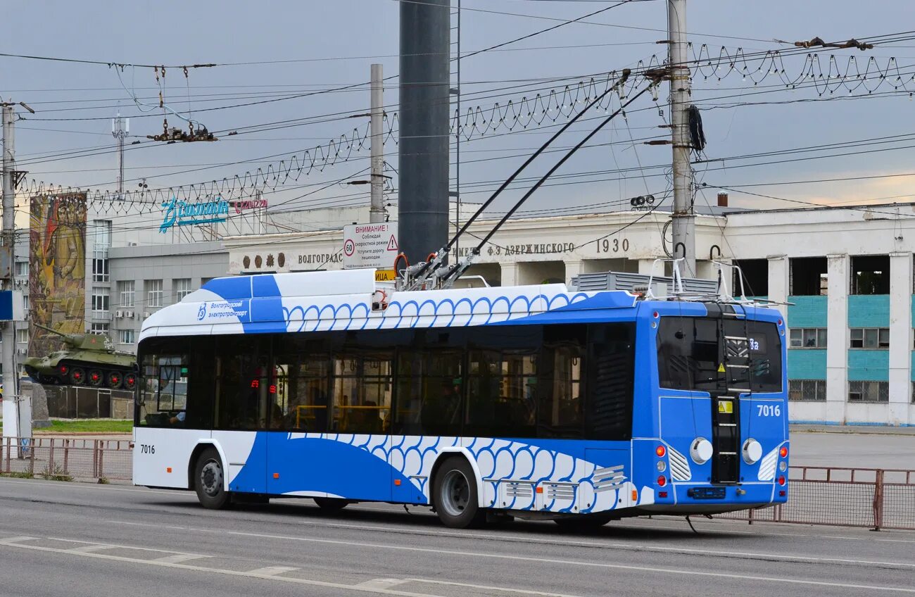 БКМ 32100d. БКМ 32100d троллейбус. Кабина троллейбуса БКМ 32100d. БКМ 32100d Буревестник.