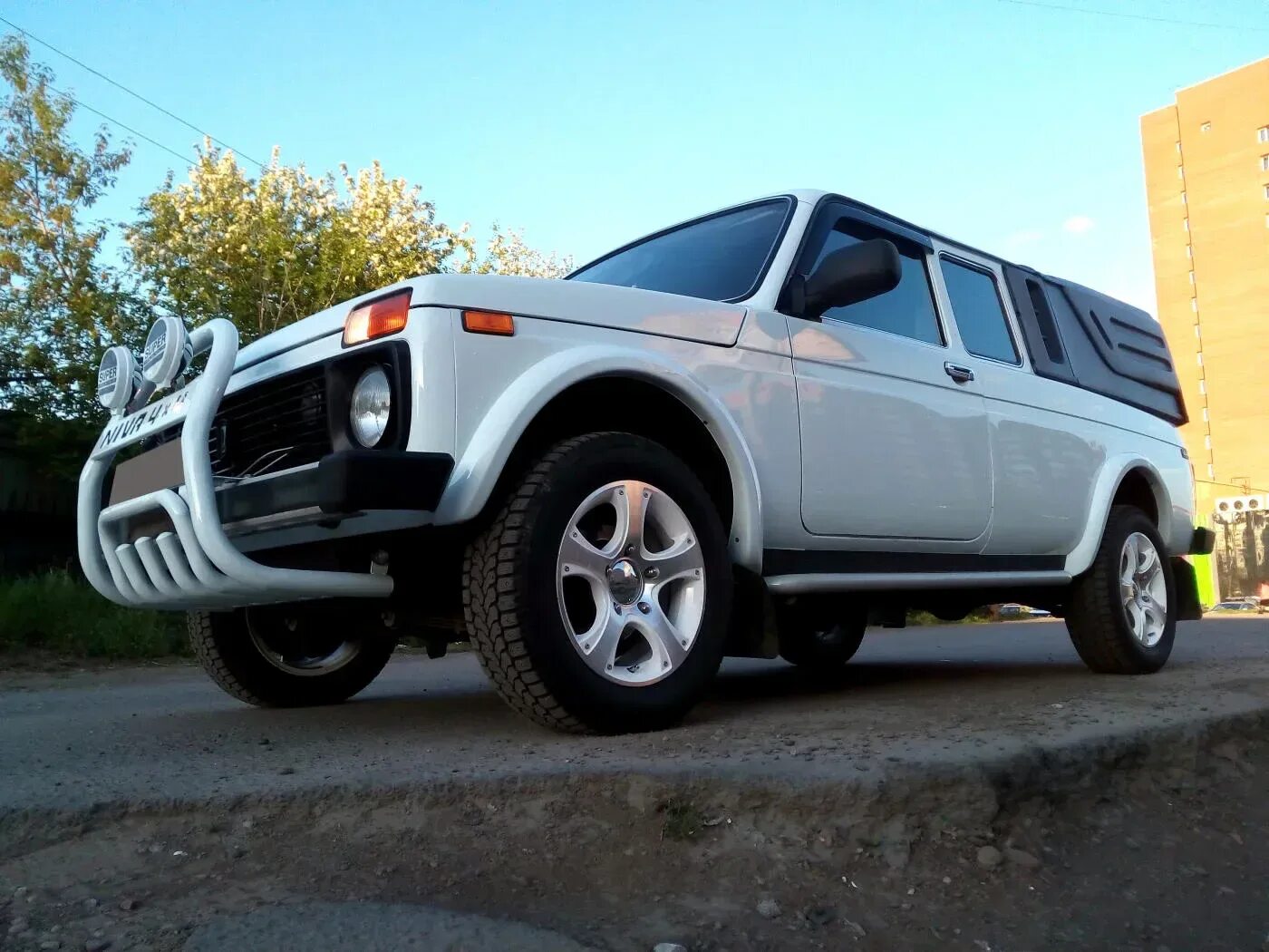 Лада медведь фото Медведь Лада, официальный дилер Lada, проспект Металлургов, 2м, Красноярск 2ГИ