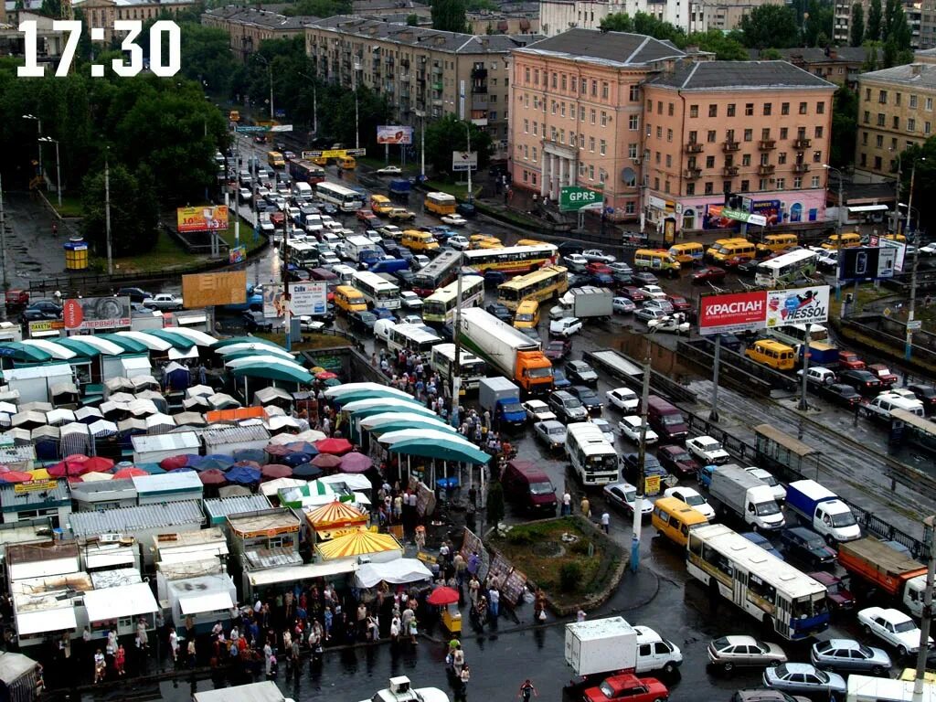 Воронеж пробки на дорогах сейчас. Пробки Воронеж. Воронеж 2005 год. Автобус в пробке. Москва 2005 год.