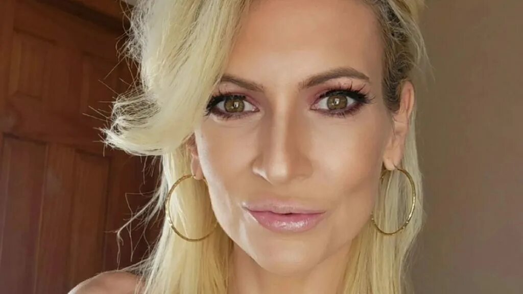 Джиджи диор (gigi dior). Gigi dior видео. Gigi dior. Gigi dior onlyfans. Порноактриса джиджи диор.