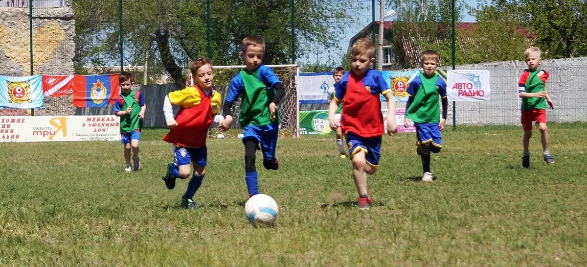 ФК Сальск. Детский футбол в Сальске. Стадион Сальск. ДЮСШ Сальск футбол.